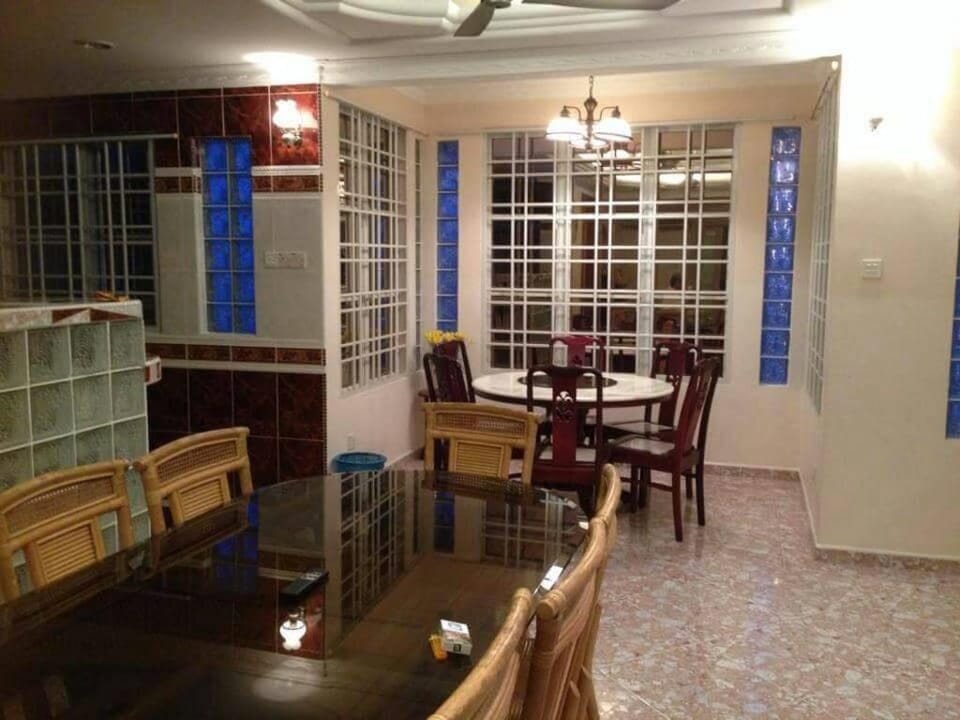 EH 1711 / 5BR 20PAX Grande Beach Bungalow w/ Pool Vacation rental in Negeri Sembilan, Malaysia