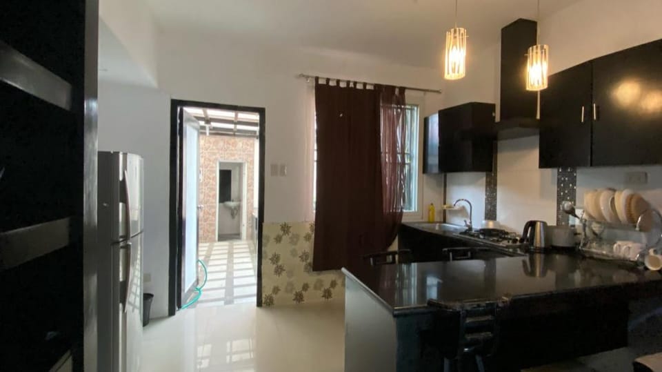Staycation in the city Vacation rental in Angeles