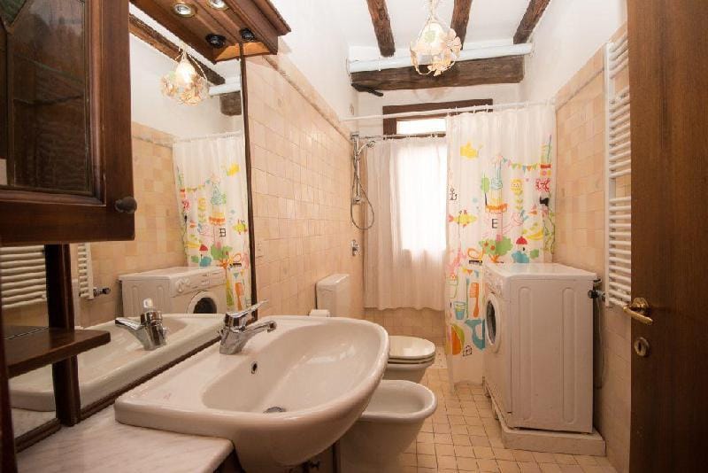 CANAL DREAM water view cosy apartment AC WiFi Apartment in Venice