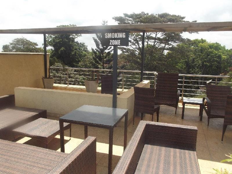Stunning 1 bedroom - Roof Terrace in Valley Arcade Apartment in Nairobi