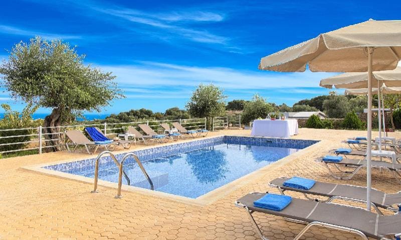Aqua Blue Villa Heated Pool Villa in Crete
