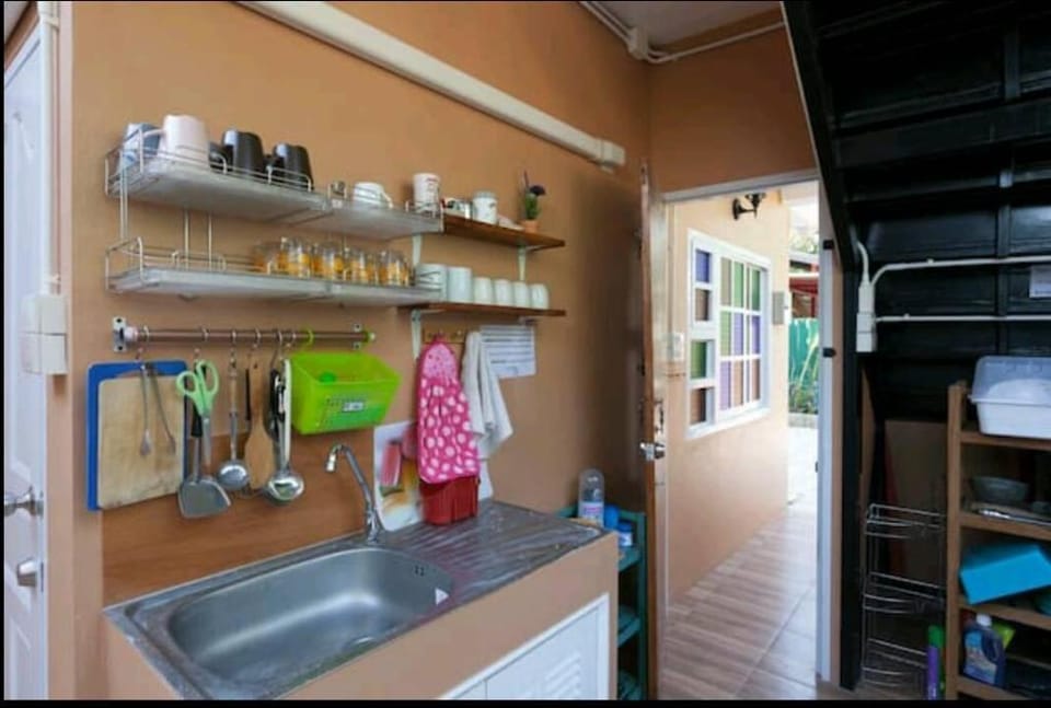 House 3 bedroom 20 guest near chiangmai university Vacation rental in Chiang Mai