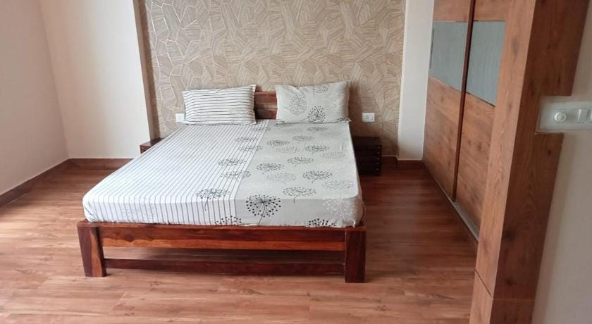 Spacious studio apartment at DLF MyPad - B2-918 Apartment in Lucknow