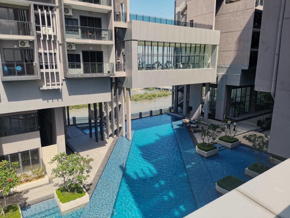 Melaka Imperio StayCharming*SeaView*WIFI*3pax Apartment in Malacca
