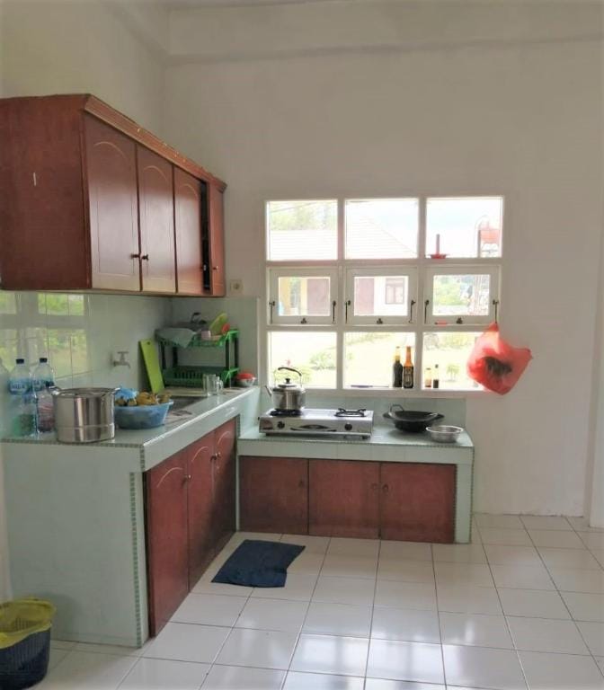 VILLA BERASTAGI BUKIT INDAH BLOK D10 Villa in Indonesia