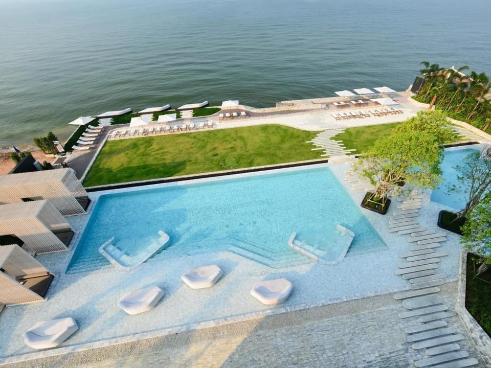 Veranda Pattaya 2BR GOLDEN Room with sea view Apartment in Pattaya City