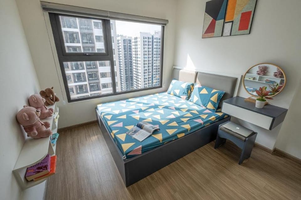 BOM HOMES_ VINHOMES OCEAN PARK - 2BR- LUXURY APT Apartment in Laos