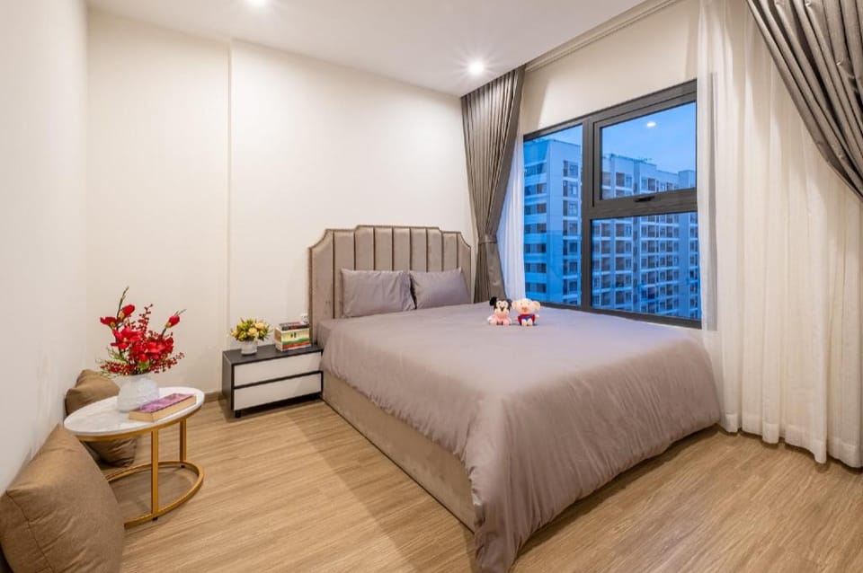 BOM HOMES_ VINHOMES OCEAN PARK- 3BR- LUXURY APT Apartment in Laos