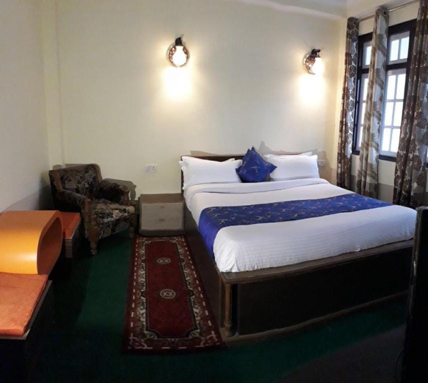 Gateway to Mr. Kanchenjunga (Himalaya) Vacation rental in India