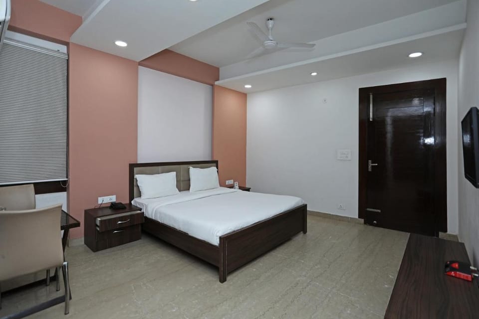 SPOT ON 73780 Hotel Pravin Hotel in Karnataka