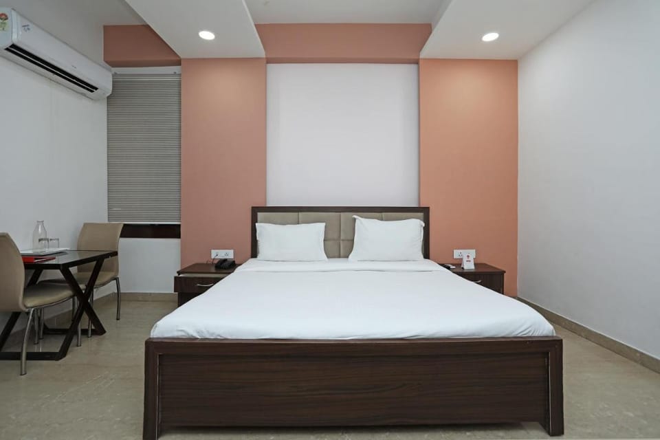 SPOT ON 73780 Hotel Pravin Hotel in Karnataka