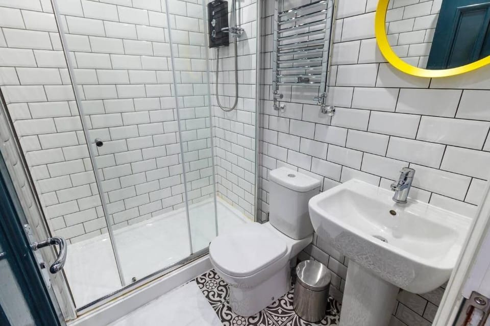 DEAD CENTRAL PAD ✪ OPEN PLAN SOCAL SPACE  Vacation rental in Liverpool