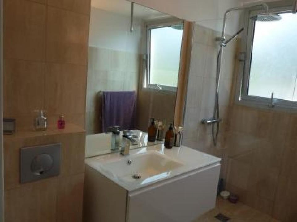 Two Bed apartment in a gated residence with gardens in Cannes with sea views - 865 Apartment in Cannes