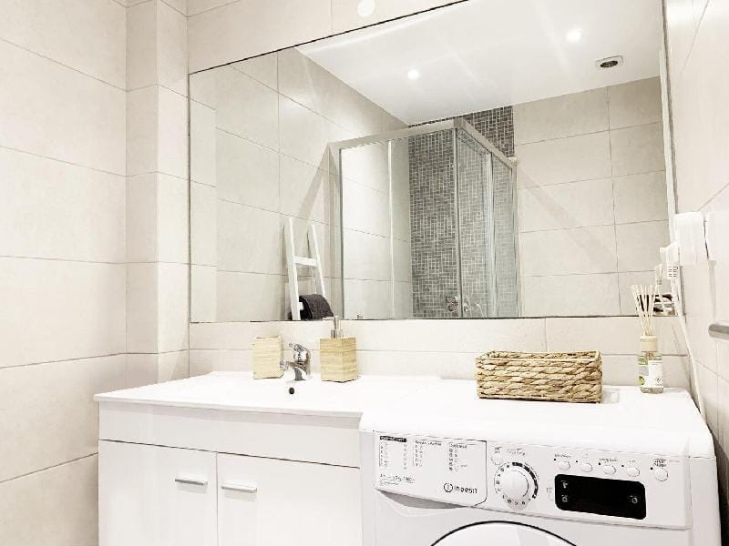 Seaview Studio | 10min. Beach, Pool, AC, 1Gb Wifi Apartment in Guia
