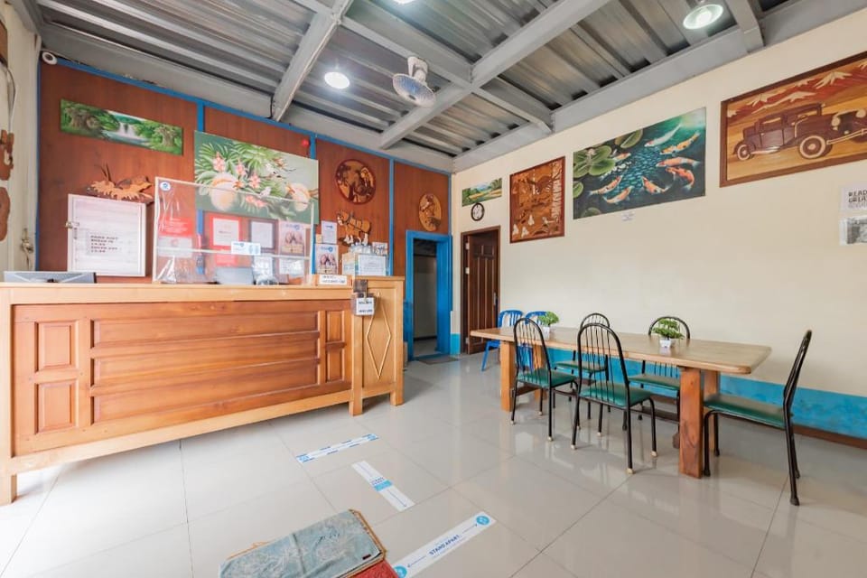 RedDoorz Syariah @ Pangeran Suryanata Samarinda Bed and Breakfast in Indonesia