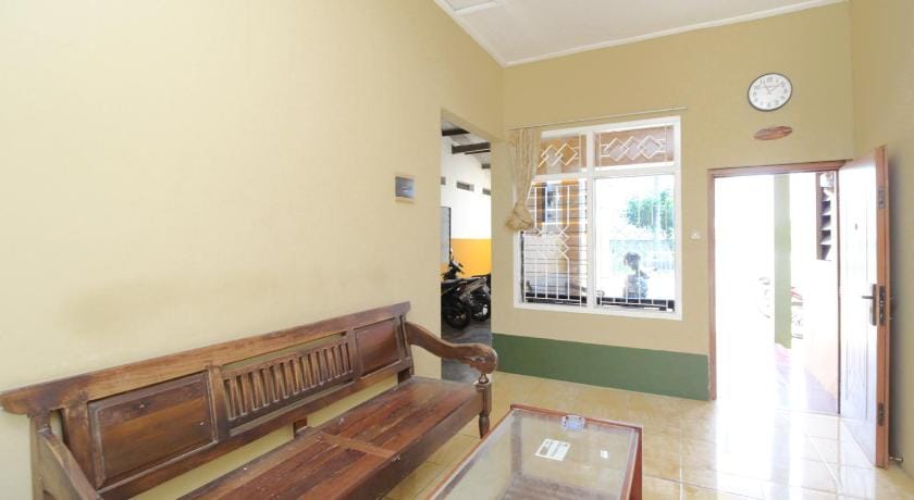 RedDoorz Syariah near PRPP Marina Semarang Hotel in Indonesia