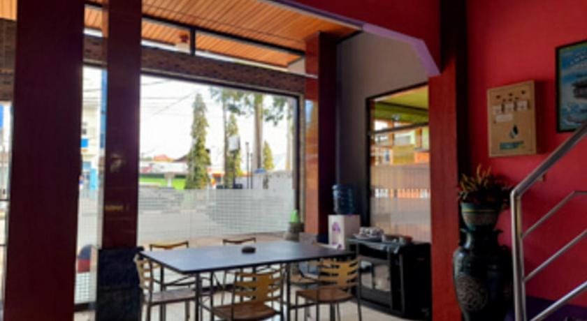 Hotel Rosichan Bau Bau Mitra RedDoorz Hotel in Indonesia