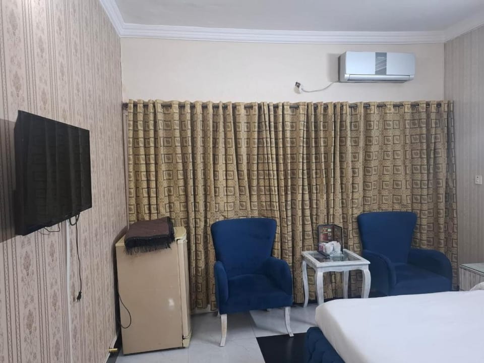 ButtLodges - 1 Hotel in Islamabad