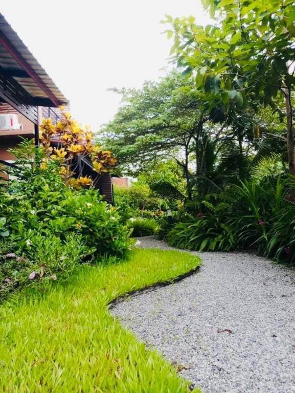 Baansuanklaikrung Bangkachao Vacation rental in Bangkok