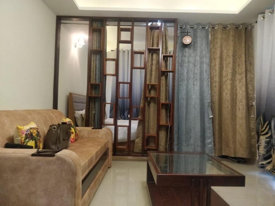 Little Wood Apartment in Dehradun