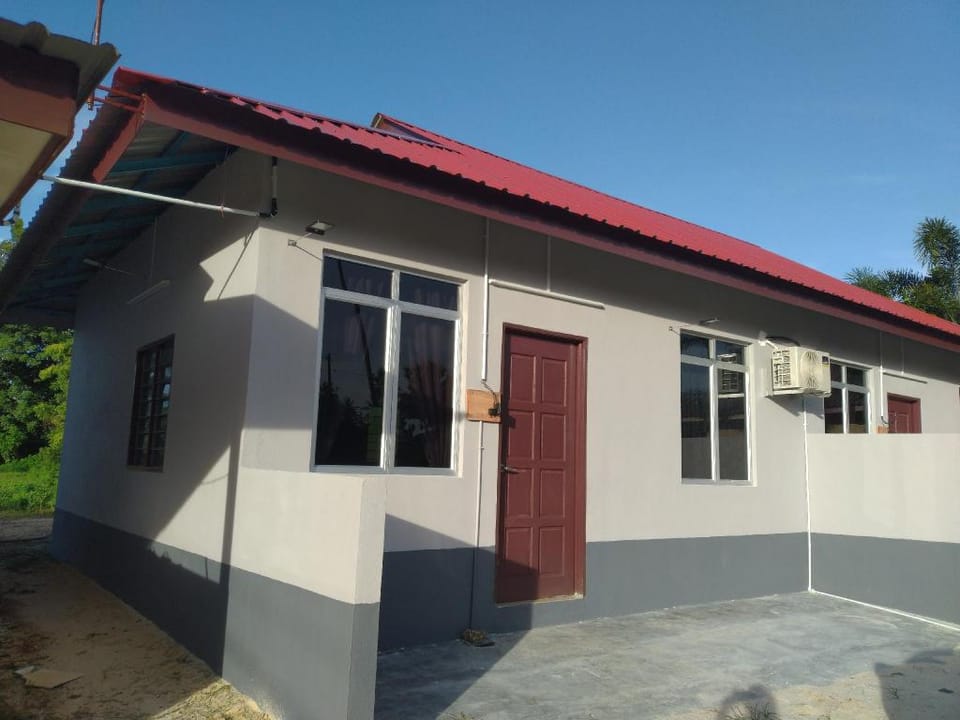 Laman Hanaz - Quad Room Vacation rental in Kedah
