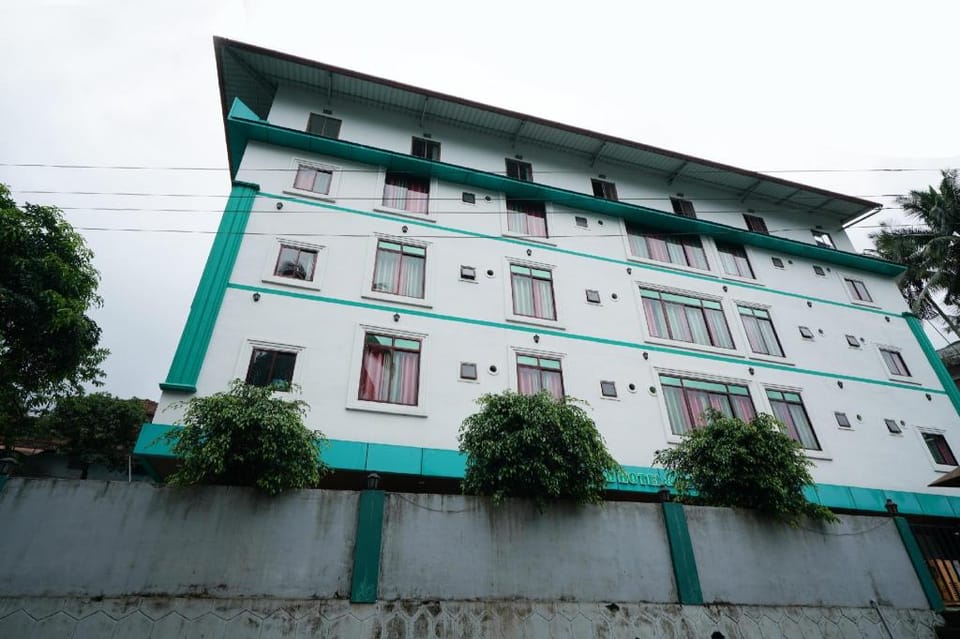 Hotel O Greenland Hotel in Kerala
