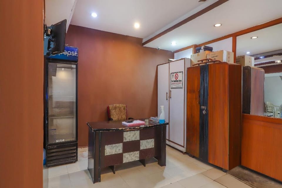 SPOT ON by OYO Hotel Pioneer lodge Hotel in Secunderabad