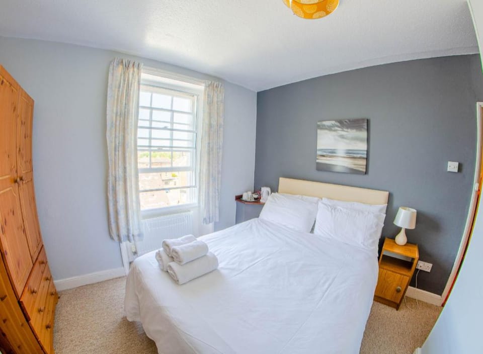 Olivers Guest House Bed and Breakfast in Weymouth