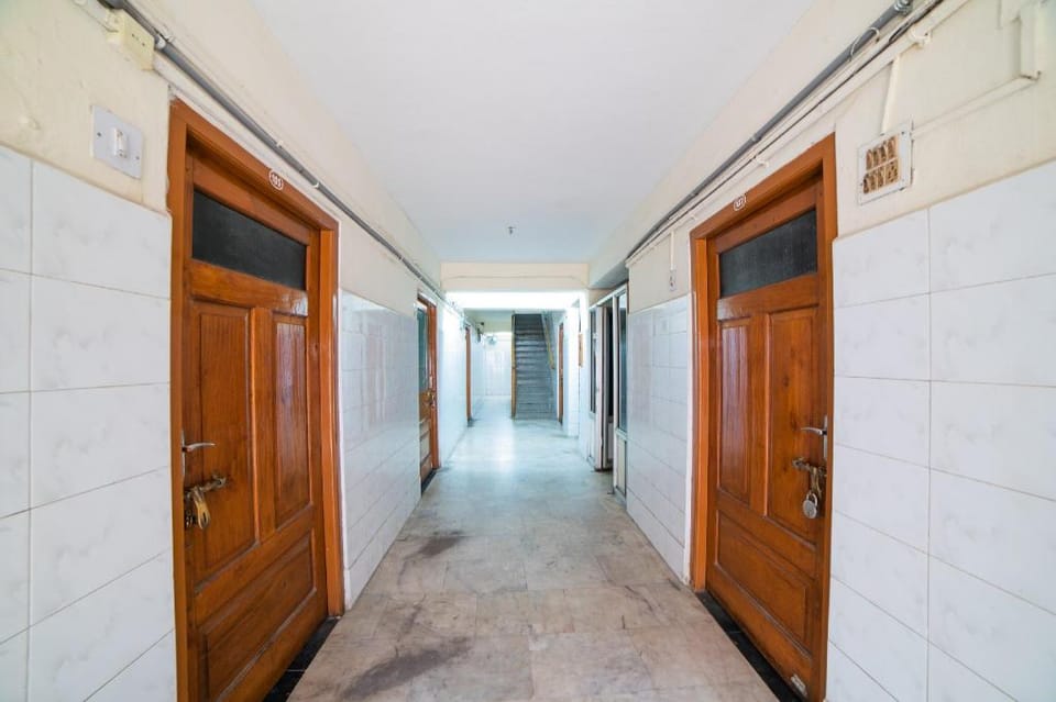 Hotel O Sree Radha Lodge Near Snow World Hotel in Secunderabad