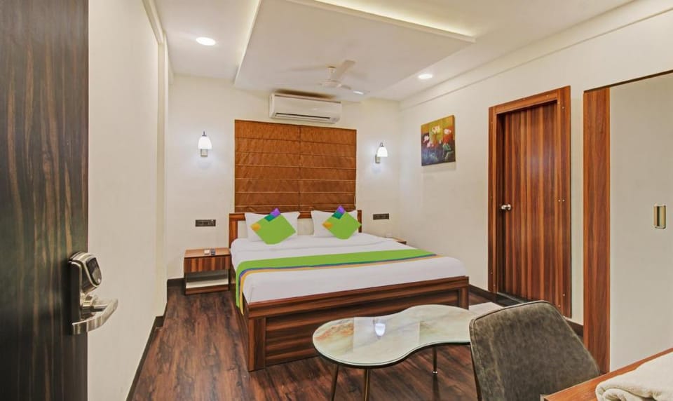 Treebo The Boss Hotel in Maharashtra