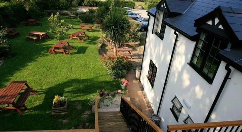 The Oak Inn Staplow Bed and Breakfast in Malvern Hills District