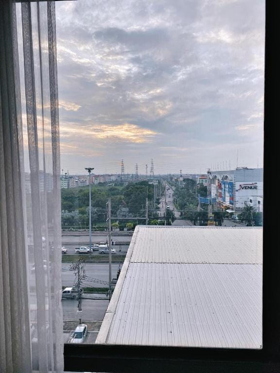 MT PRESTIGE NAVAKORN Apartment in Laos