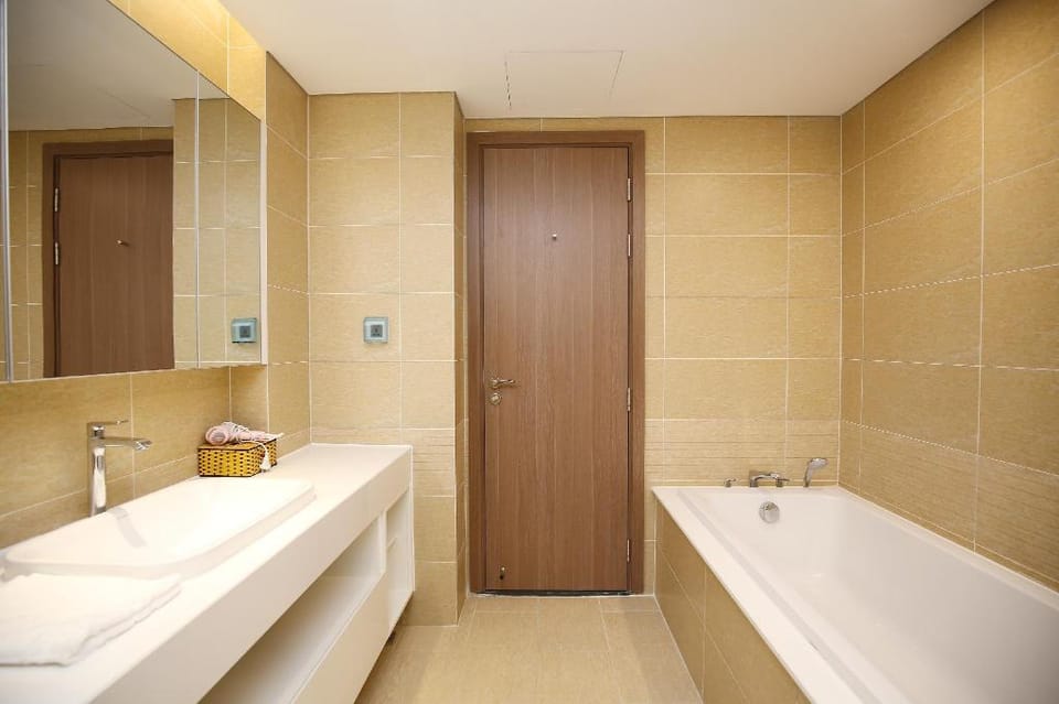 Three  Brd Vinhomes metropolis, Lieu Giai, Kim Ma Apartment in Hanoi