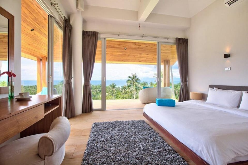Seven Bedroom Luxury Seaview Villa Moon SDV079B  Villa in Ko Samui