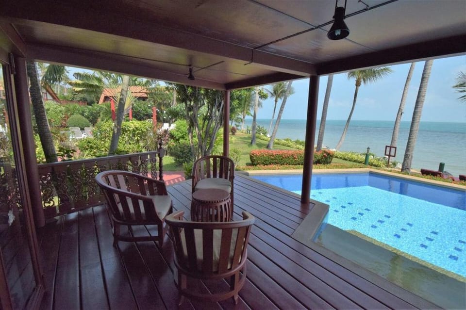 Beach Front 3BR Villa 5with 2 pools (P3) SDV026 Villa in Ko Samui