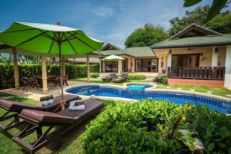 Three BR Pool Villa 20 seconds walk beach SDV105 Villa in Ko Samui