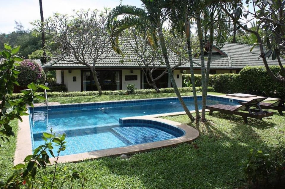 Eight Bedroom Villas on Beach Front SDV113 Villa in Ko Samui