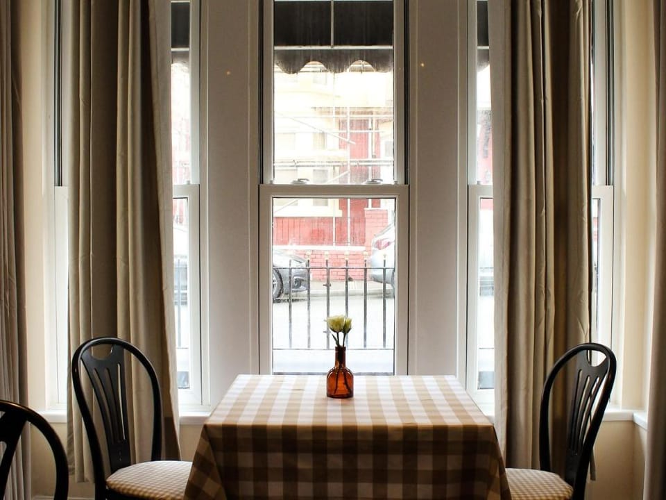 Mary House Bed and Breakfast in Porthcawl