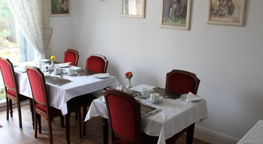 Merton House Bed and Breakfast in Worthing
