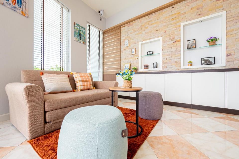 Auravintage House Vacation rental in Pattaya City