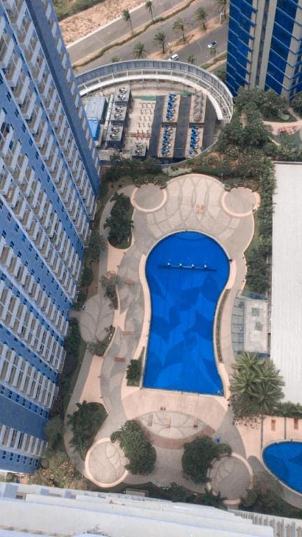Free wifi Free pool Free gym Akses mall Apartment in Surabaya