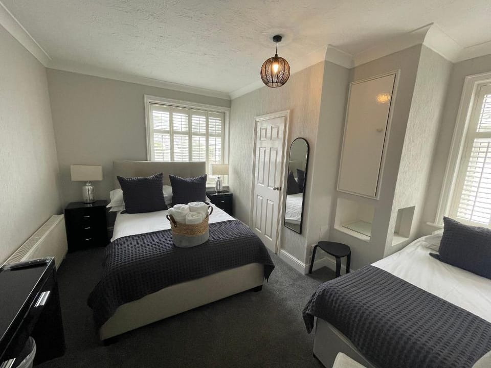 Grosvenor Lodge Guest House Bed and Breakfast in Christchurch