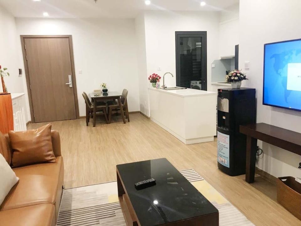 BOM HOMES-VINHOMES SKYLAKE- 3BR- NEAR KEANGNAM Apartment in Laos