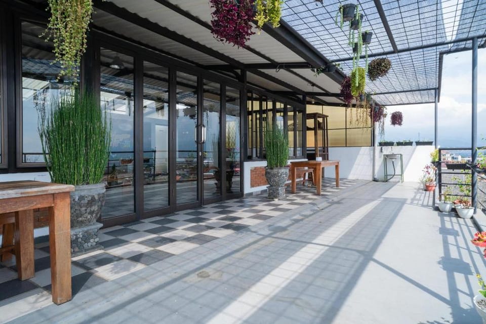 Urbanview Hotel Omah Anin Batu Bed and Breakfast in Batu