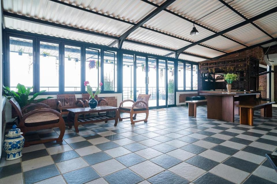 Urbanview Hotel Omah Anin Batu Bed and Breakfast in Batu