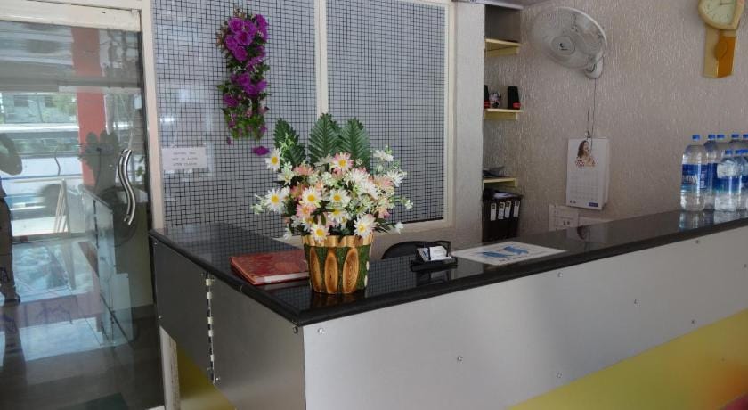 OYO Flagship  Hussain's Marwa Hotel in Thiruvananthapuram