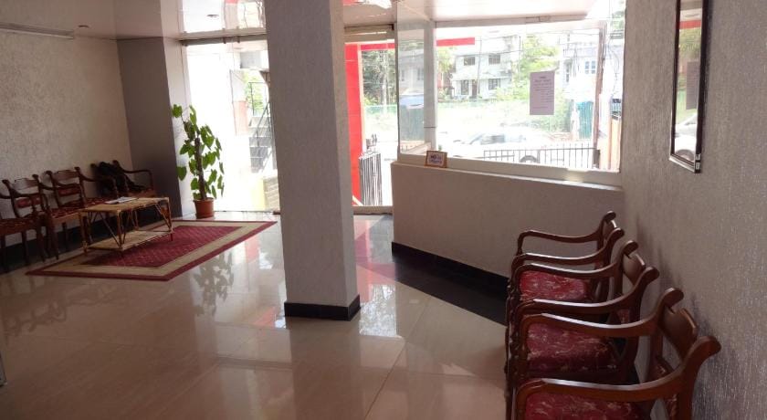 OYO Flagship  Hussain's Marwa Hotel in Thiruvananthapuram