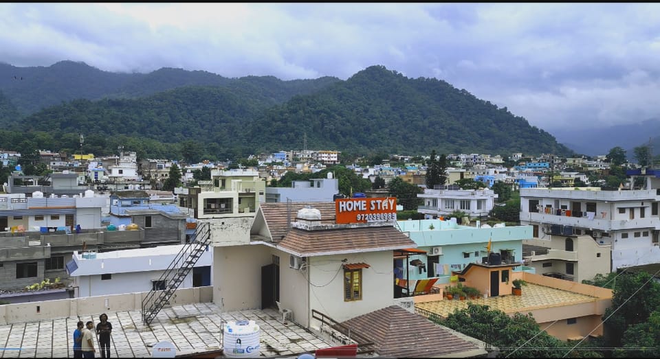 Homestay Haldwani (EV Charger, Pet Friendly & Patient Friendly) Vacation rental in Uttarakhand