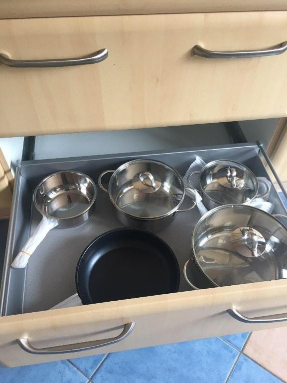 Moderne Wohnung mit Terasse, 15min Centro NETFLIX Apartment in North Rhine-Westphalia