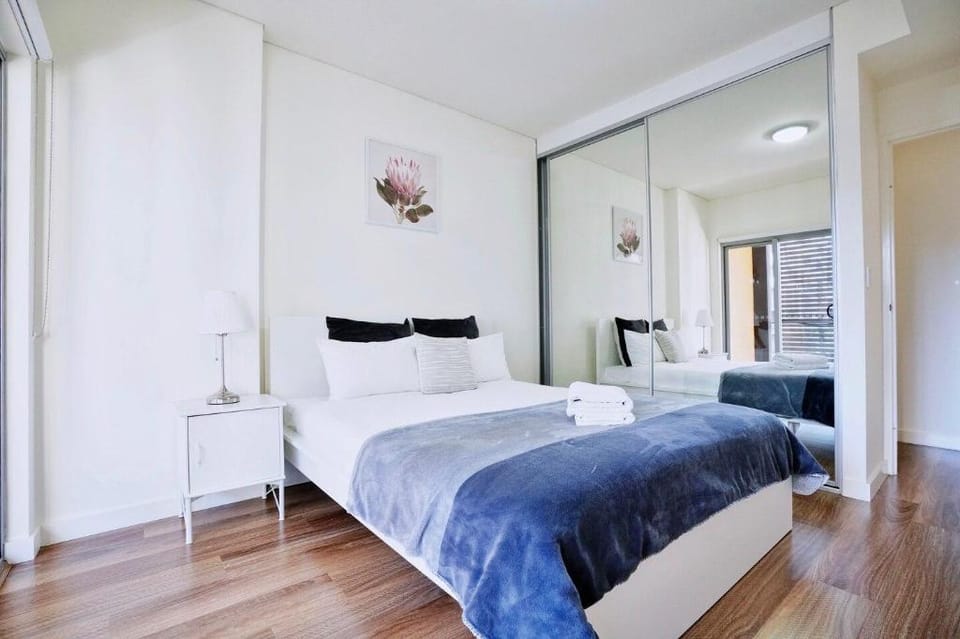 Comfort 2 Brand New bedroom APT Apartment in Sydney